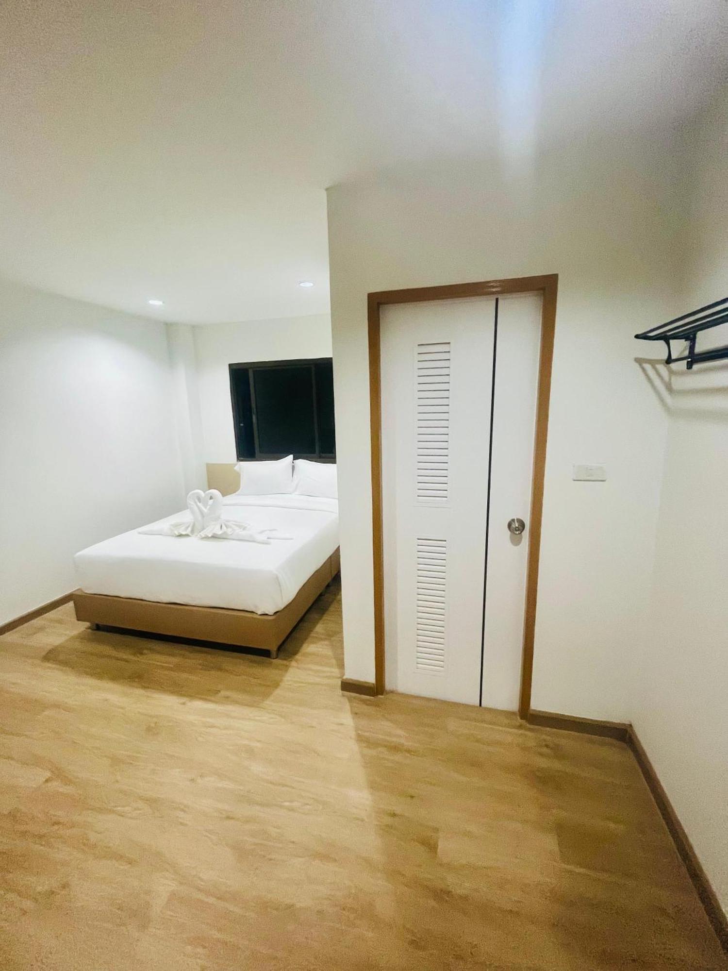 28 Boutique Hotel Patong Exterior foto