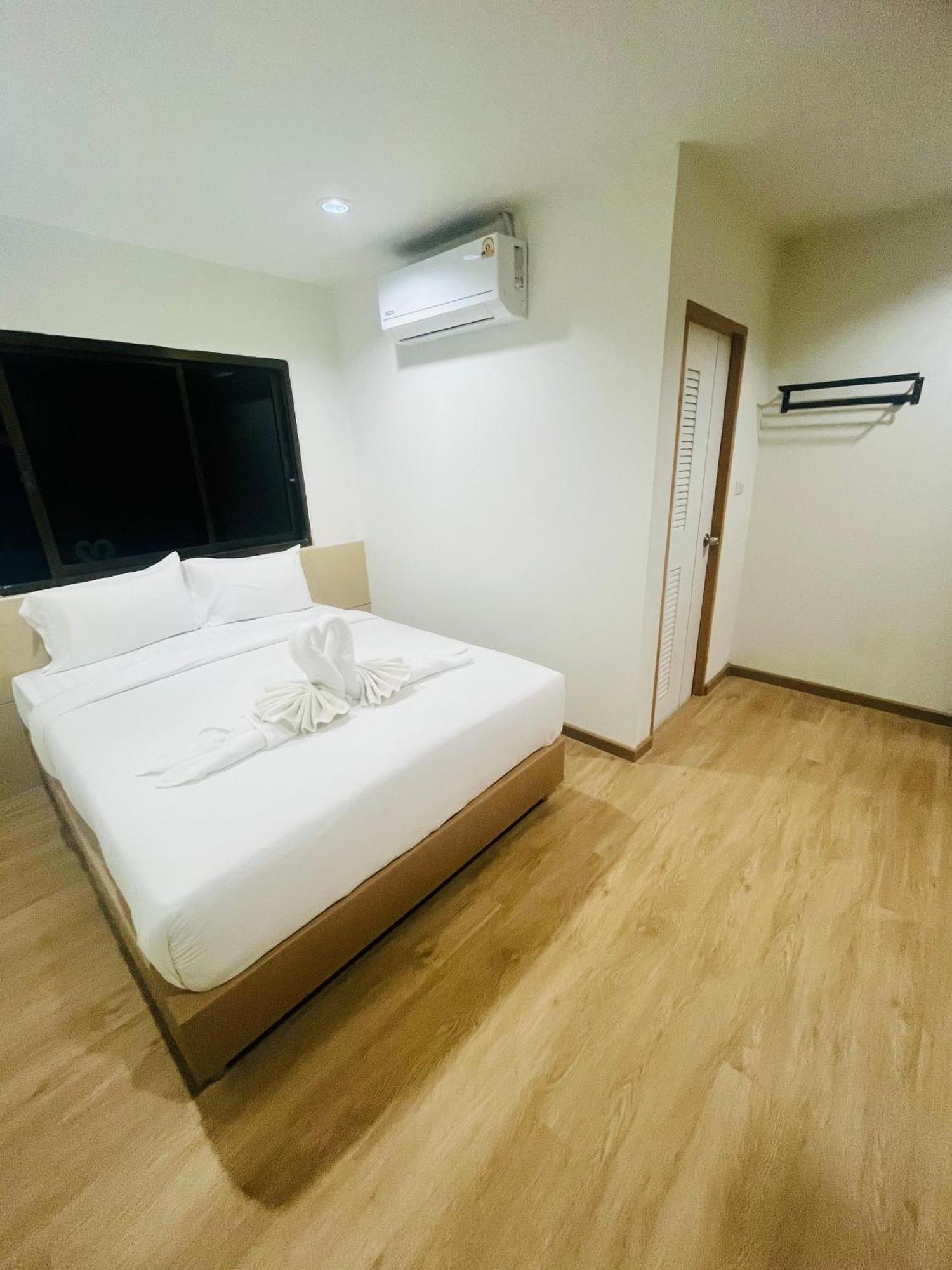 28 Boutique Hotel Patong Exterior foto