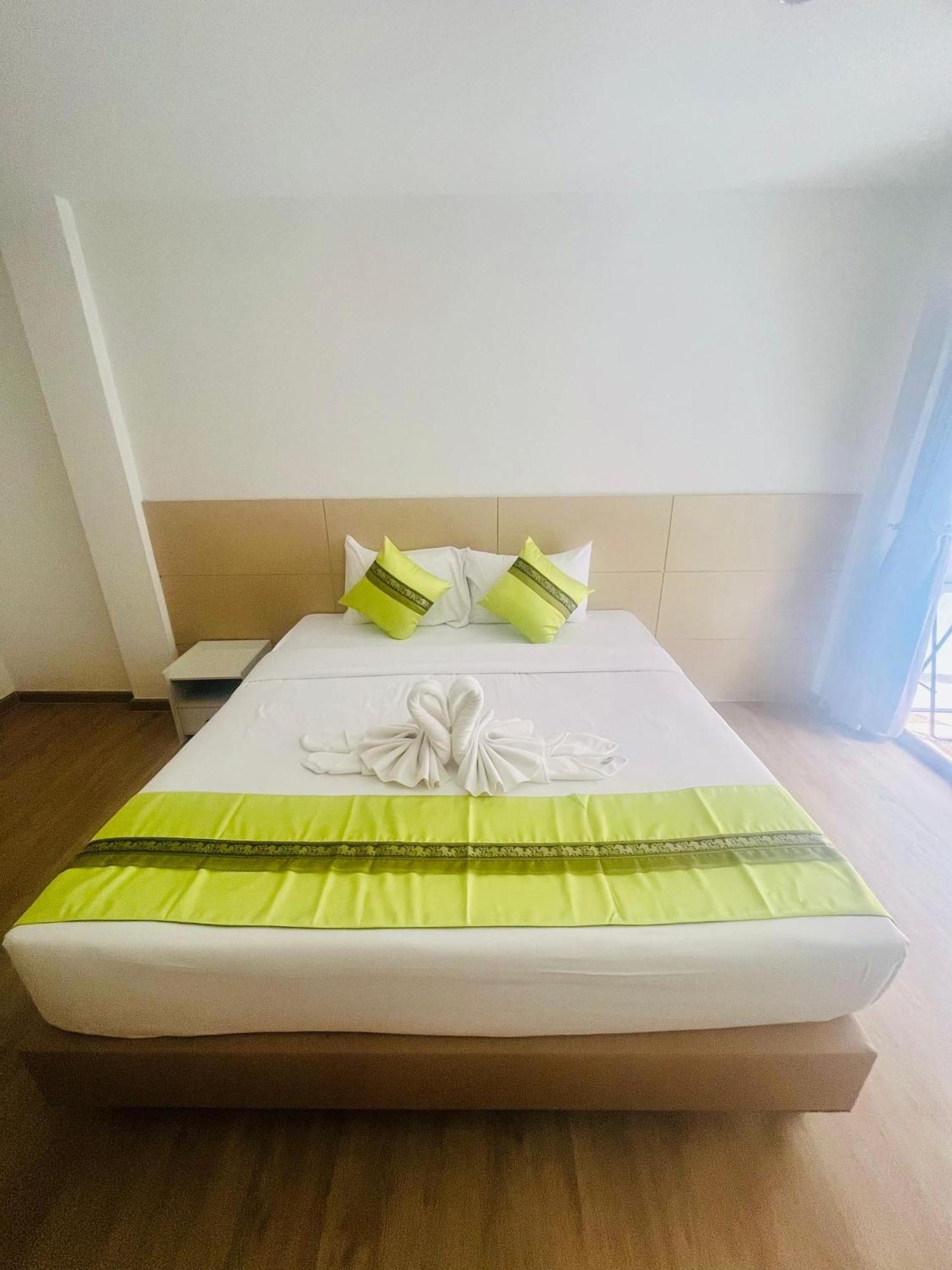28 Boutique Hotel Patong Exterior foto