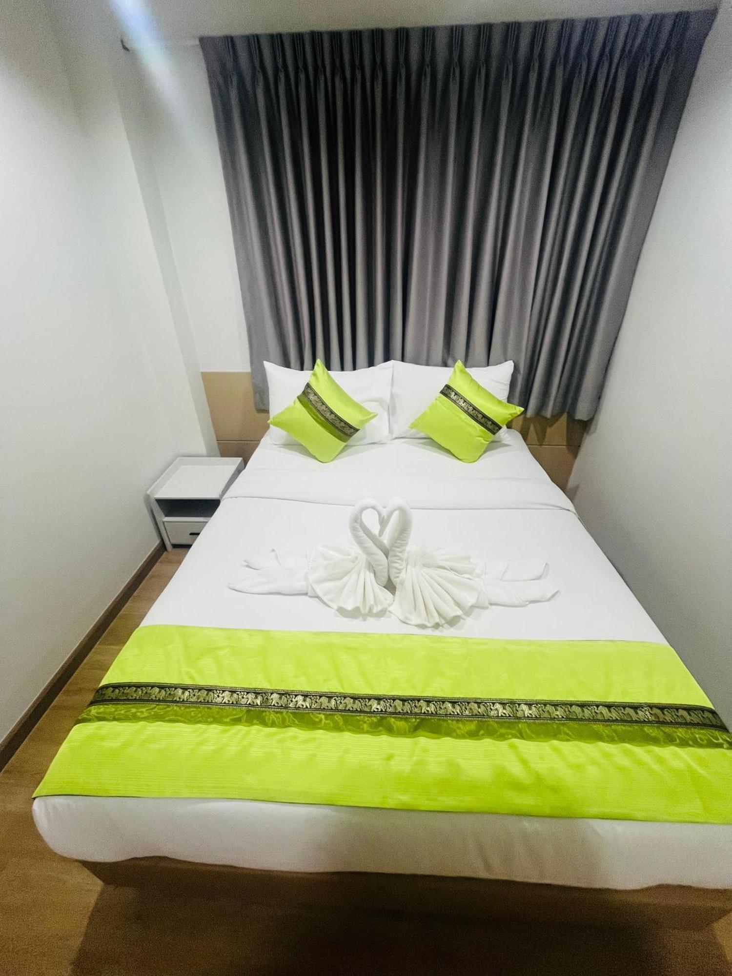 28 Boutique Hotel Patong Exterior foto
